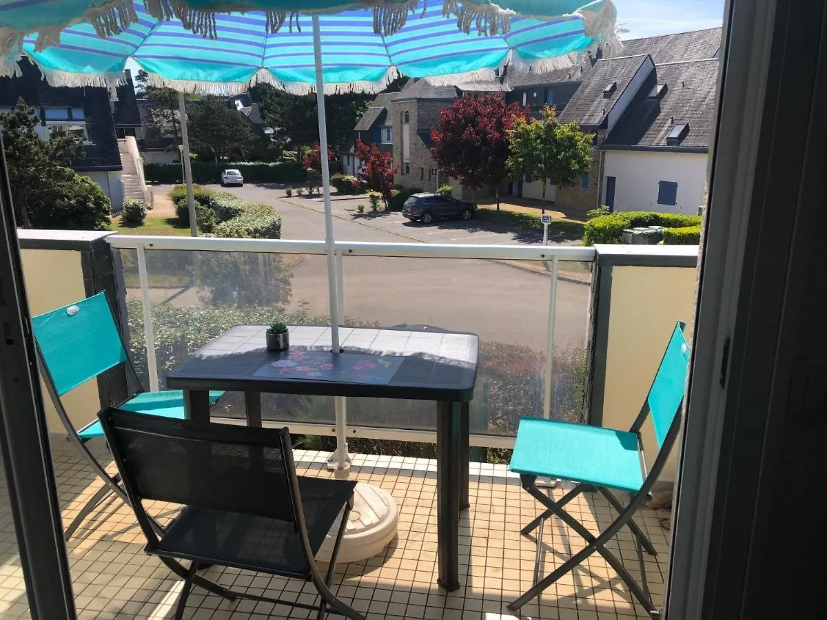 Carnac Plage T2 Avec Terrasse Pour 4 Personnes 0*,